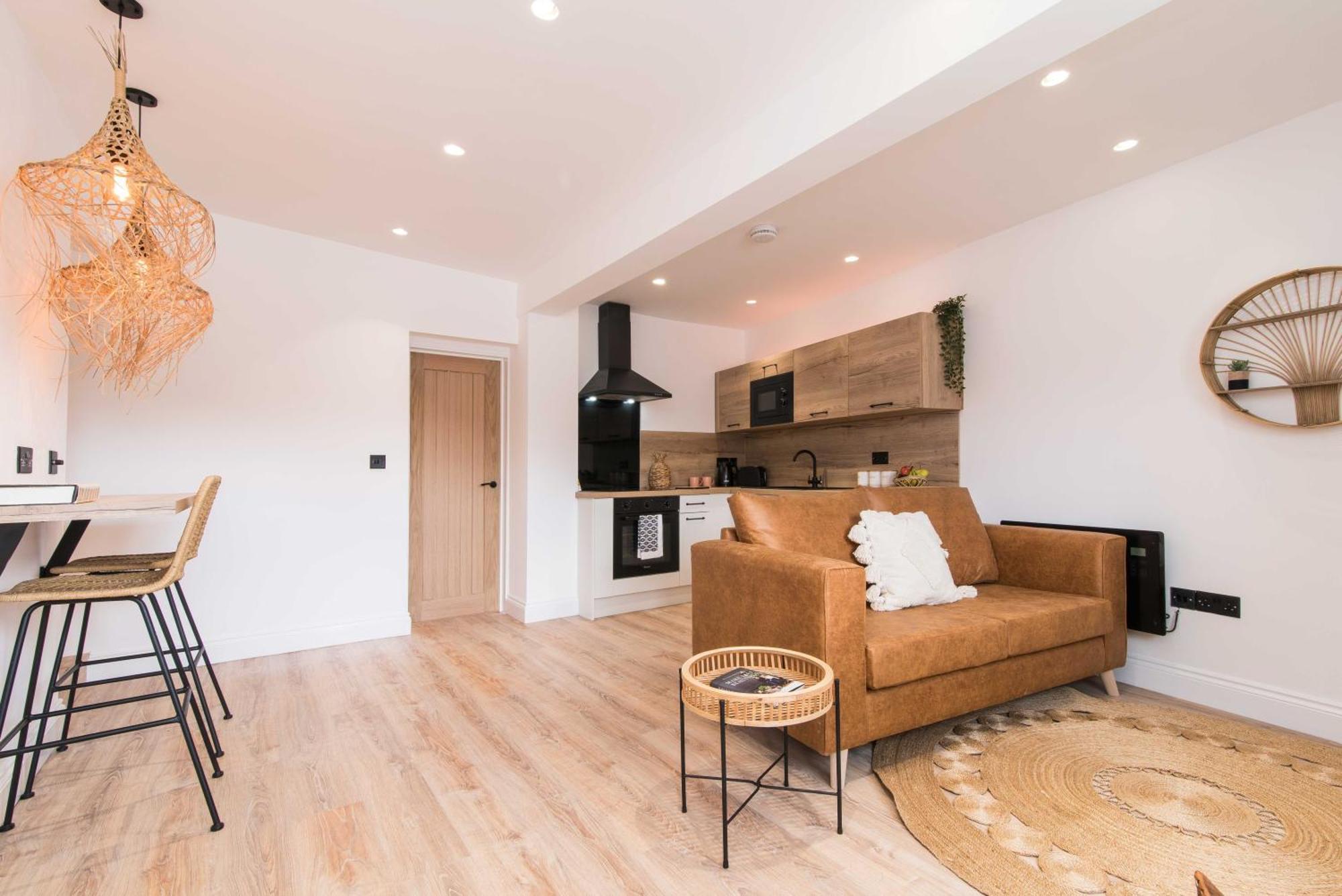 Railway Apartment *